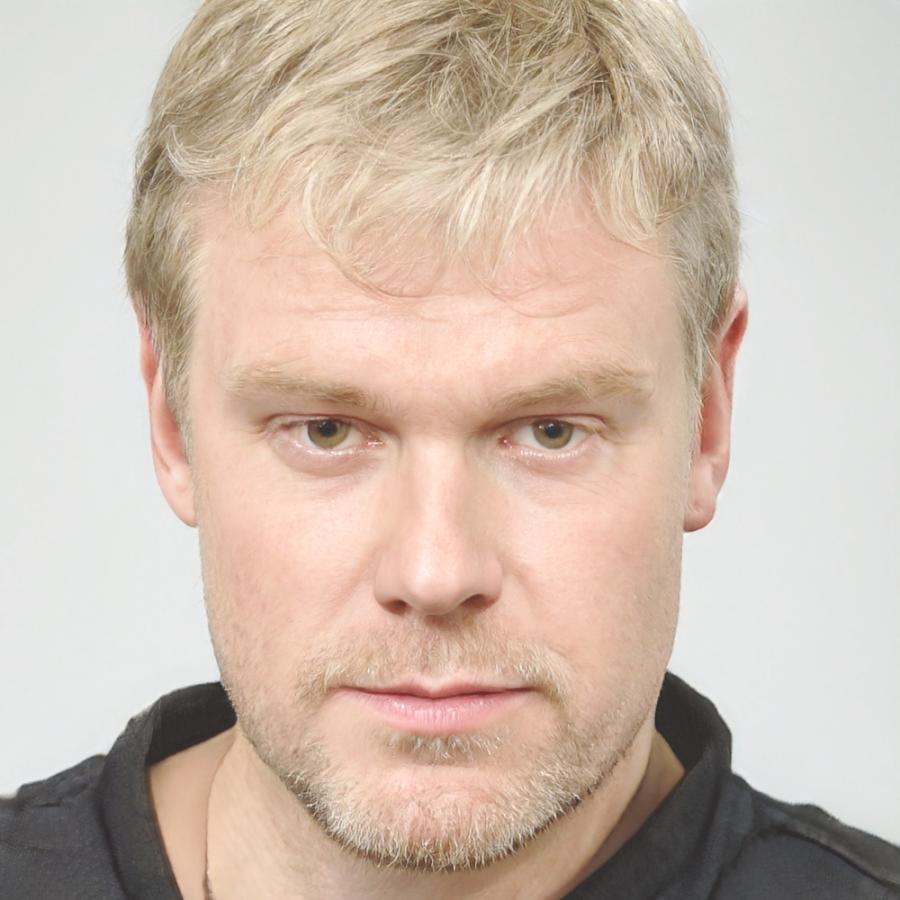 Professional headshot of program graduate
